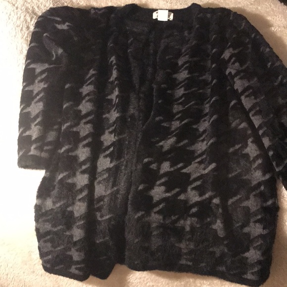 Coat - Picture 2 of 6